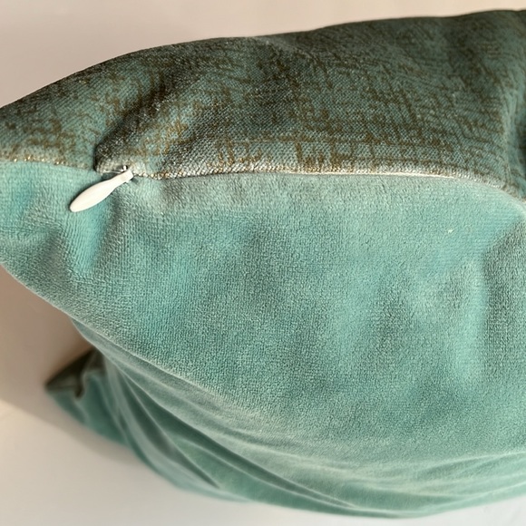 Velvet Throw Pillow Cover & Insert Gold Metallic Accent Phantoscope Aqua - Picture 5 of 10